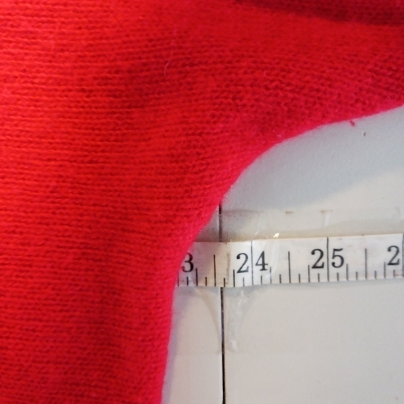 Vintage beaded  wool/angora turtleneck - Picture 9 of 9